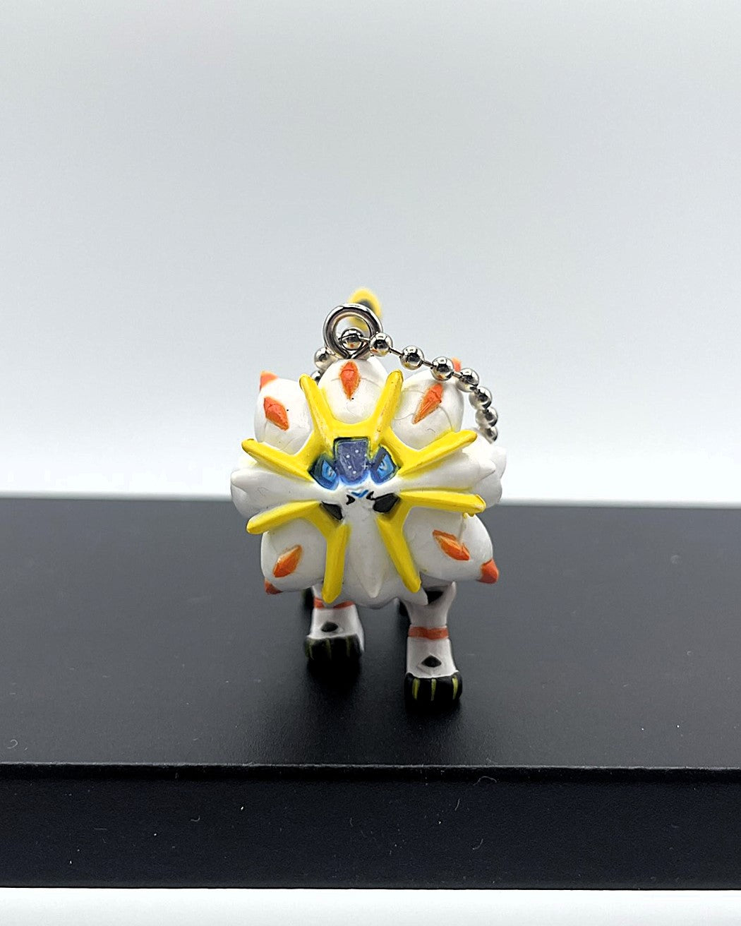 Pokemon - Porte-clés Mini Figurine Solgaleo