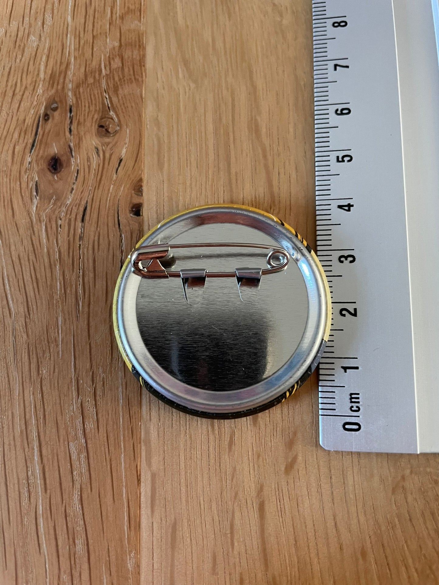 Badge Kento Nanami JujuFes 2024 3.5 cm | Jujutsu Kaisen | Bandai Spirits