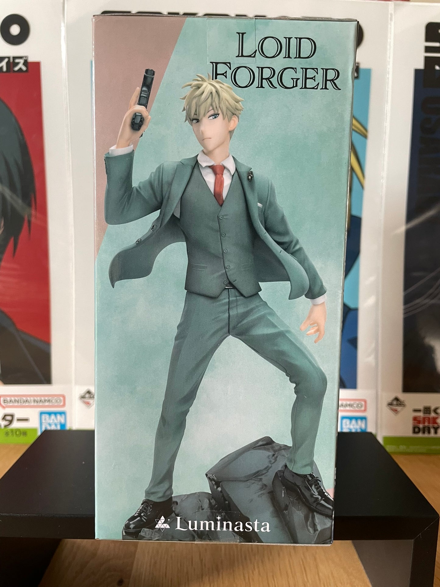 Figurine Loid Forger – Luminasta Mission Extend – 22cm | Spy x Family | SEGA
