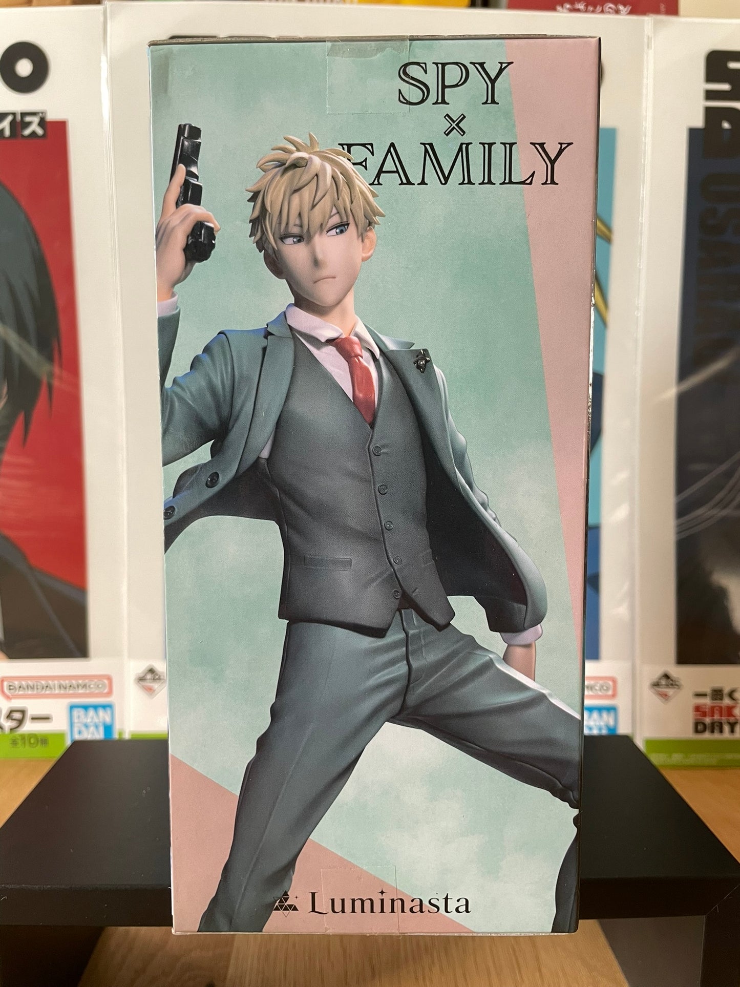 Figurine Loid Forger – Luminasta Mission Extend – 22cm | Spy x Family | SEGA