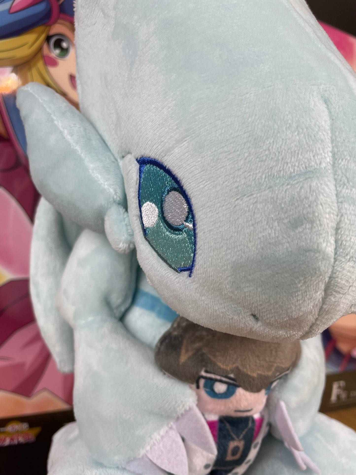 Yu-Gi-Oh! – Peluche Blue-Eyes White Dragon & Seto Kaiba 30 cm