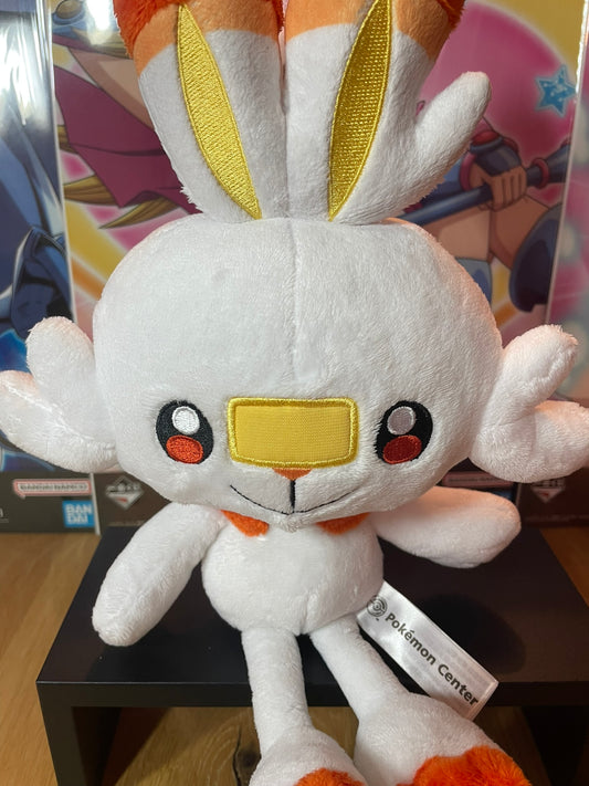 plush-pokemon-scorbunny-standard-pokemoncenter.jpg