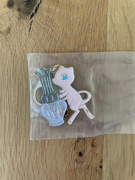 Pokémon – Porte-clés métal Mew Ichiban Kuji Romantic Dresser 4 cm