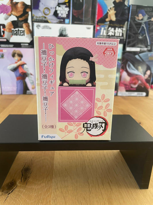 The Promised Neverland - Furyu - Hook Emma Norman Figure