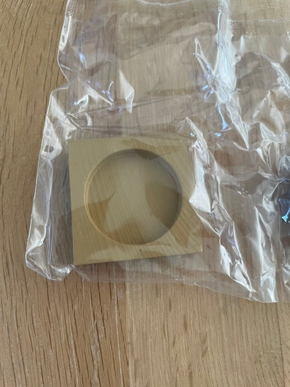 Pikmin - RE-Ment- Terrarium Collection 1 Modèle 6 Leave the Electricity