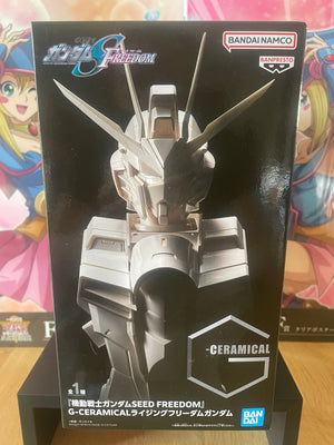 Figurine Rising Freedom Gundam G-CERAMICAL | Mobile Suit Gundam SEED Freedom | Banpresto