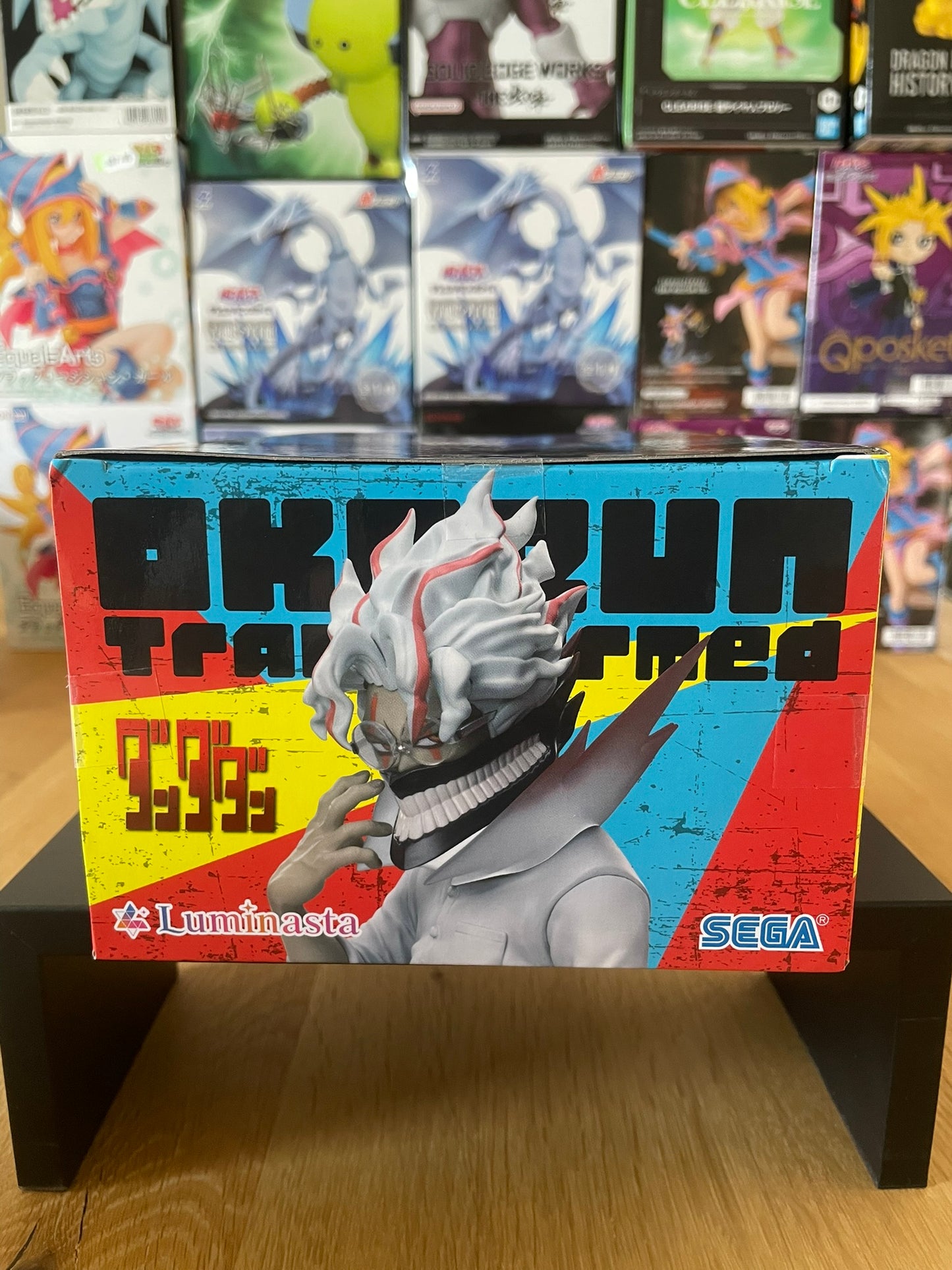 Figurine Okarun Transformé Dandadan Luminasta – dans sa boîte.