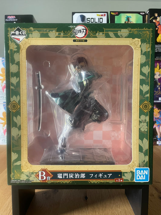Figurine Demon Slayer Kamado Tanjiro Ichiban Kuji Mugen Ressha-hen Lot B 18 cm édition limitée par Banpresto
