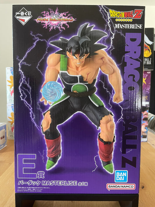 Figurine Dragon Ball avec Bardock Masterlise – dans sa boîte Ichiban Kuji VS Omnibus Ultimate (Lot E).
