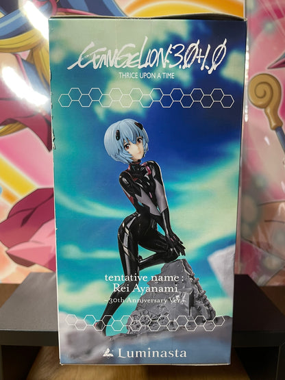 Figurine Rei Ayanami Luminasta 30th Anniversary | Evangelion | SEGA
