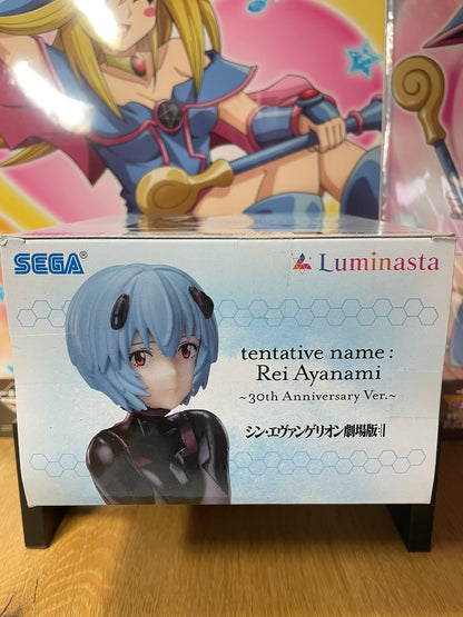 Figurine Rei Ayanami Luminasta 30th Anniversary | Evangelion | SEGA

