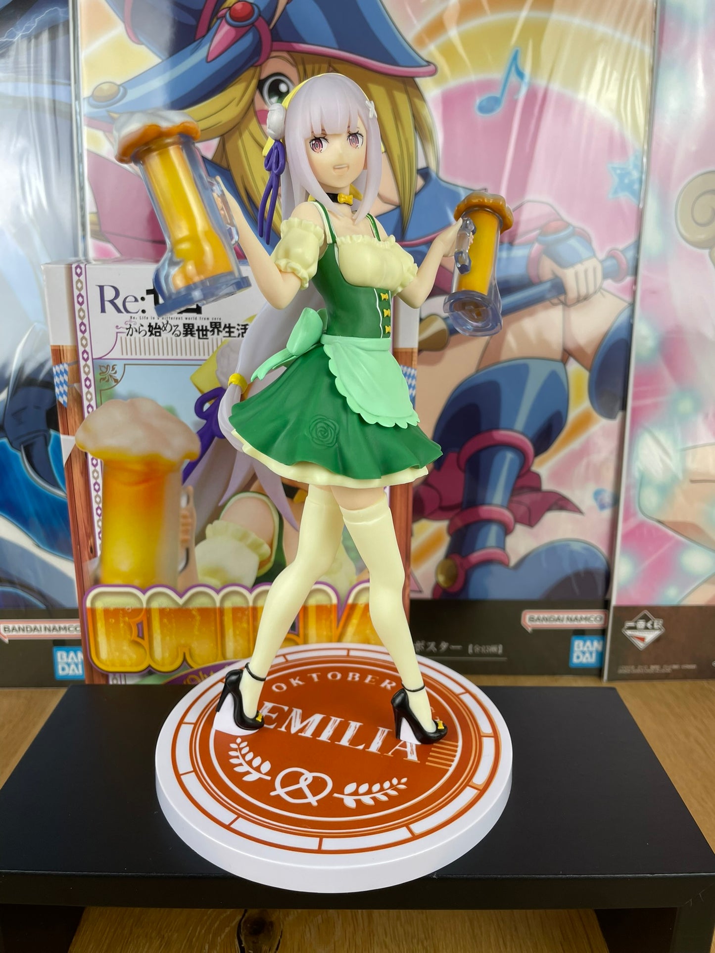 Figurine Emilia Super Premium Oktoberfest ver. 21 cm (Ouvert) | Re:Zero | SEGA