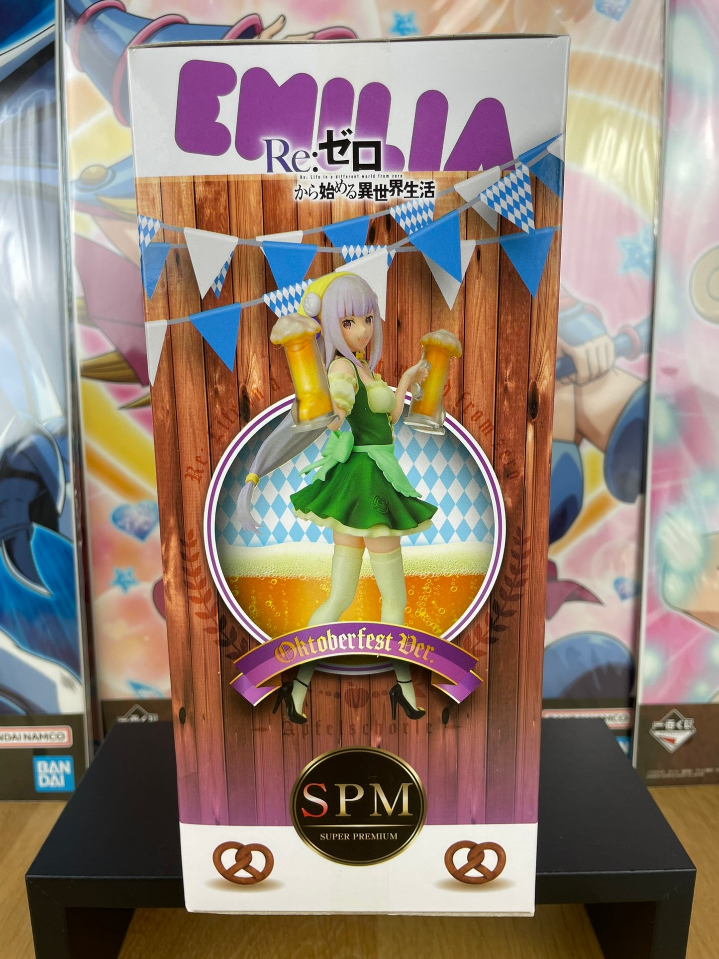 Figurine Emilia Super Premium Oktoberfest ver. 21 cm SEGA | Re:Zero | Sega