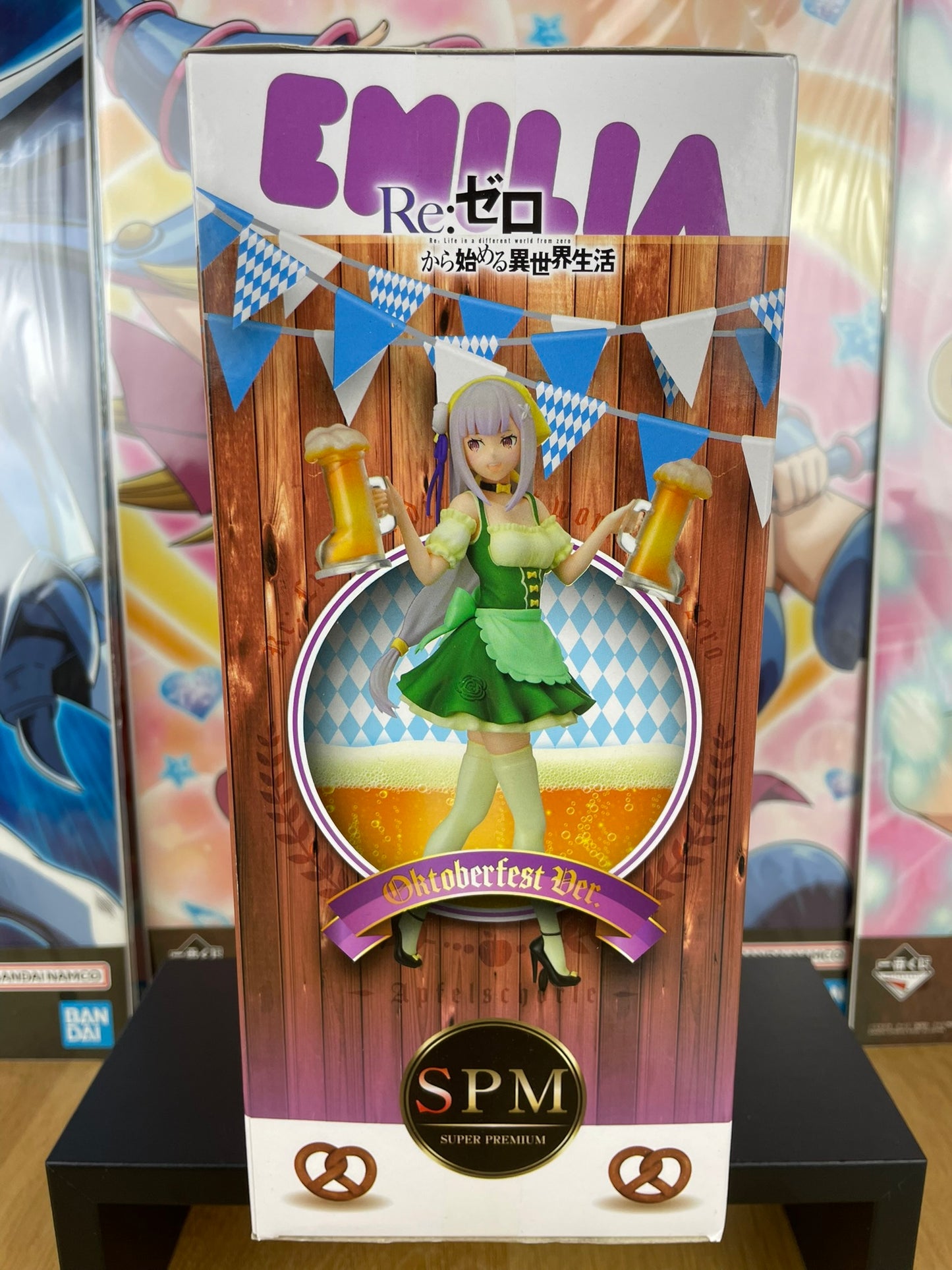 Figurine Emilia Super Premium Oktoberfest ver. 21 cm SEGA | Re:Zero | Sega