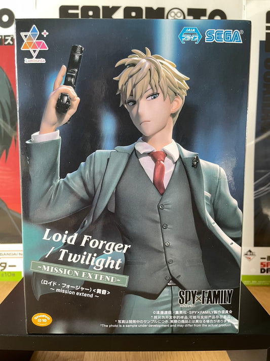 Figurine Loid Forger – Luminasta Mission Extend – 22cm | Spy x Family | SEGA