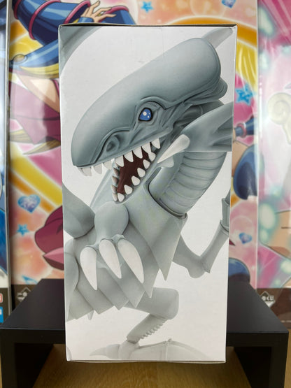 Figurine Blue Eyes White Dragon Yu Gi Oh Equal Arts