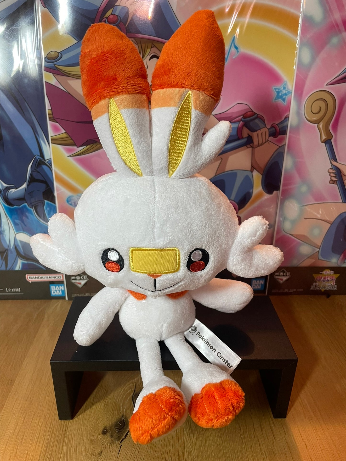 plush-pokemon-scorbunny-standard-pokemoncenter.jpg

