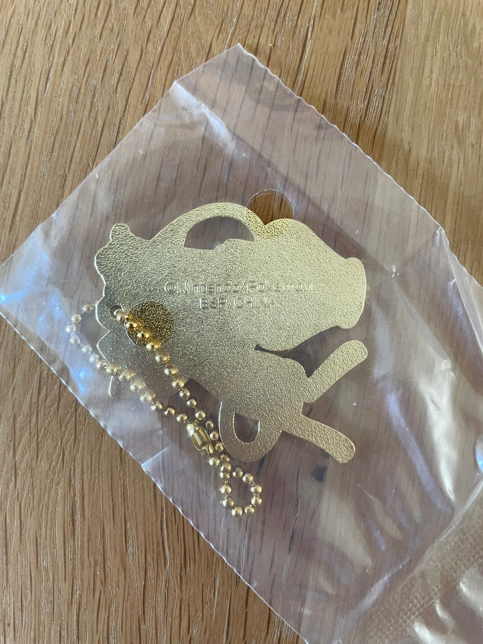 Pokémon – Porte-clés métal Mew Ichiban Kuji Romantic Dresser 4 cm