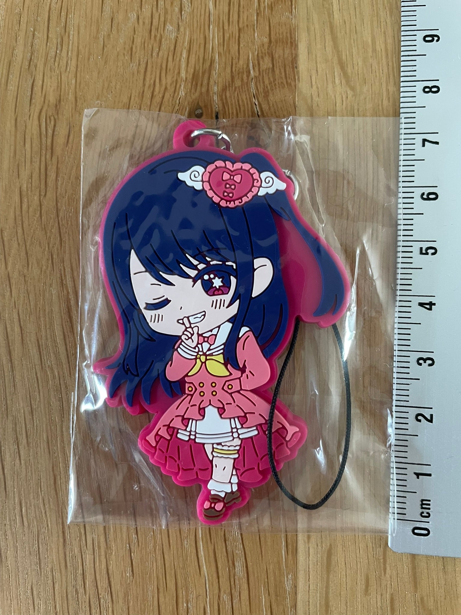 porte-clés caoutchouc Ai Hoshino | Oshi no Ko | Taito
